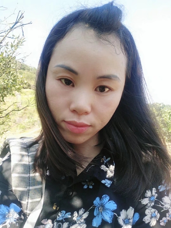 英英的第一张照片--湖南认干亲服务网