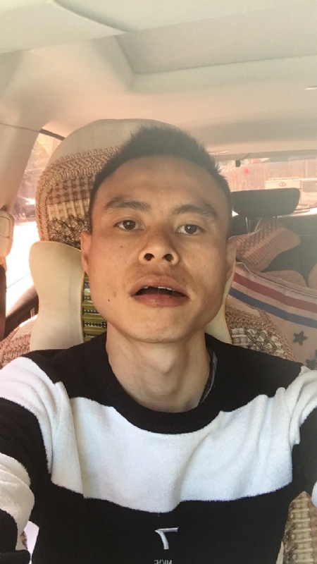 小何的第一张照片--湖南认干亲服务网