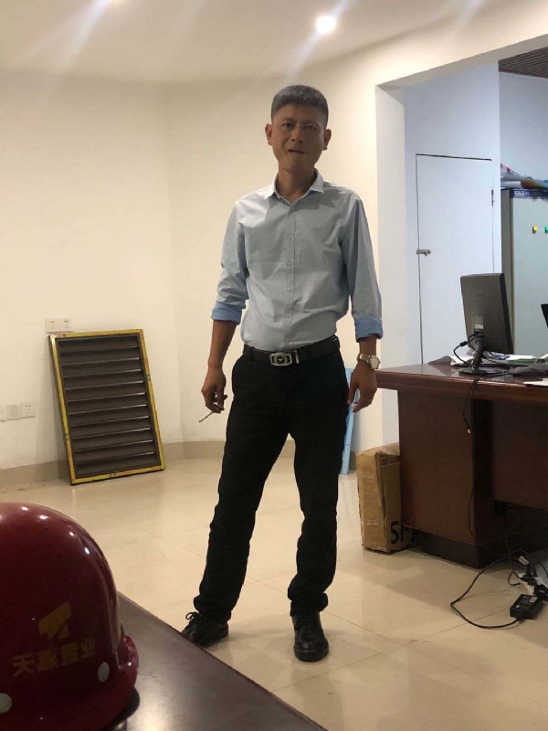 郁闷之中的第一张照片--湖南认干亲服务网