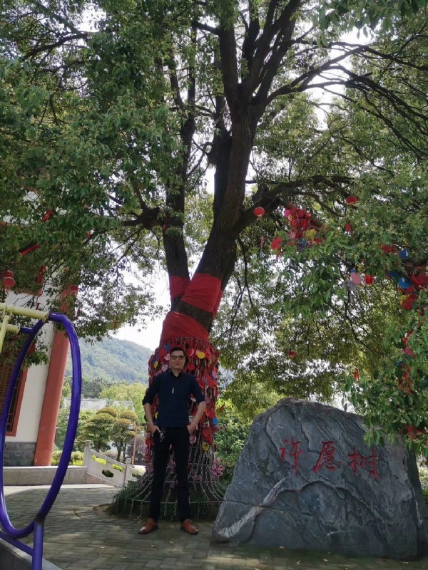 霸气的第一张照片--湖南认干亲服务网