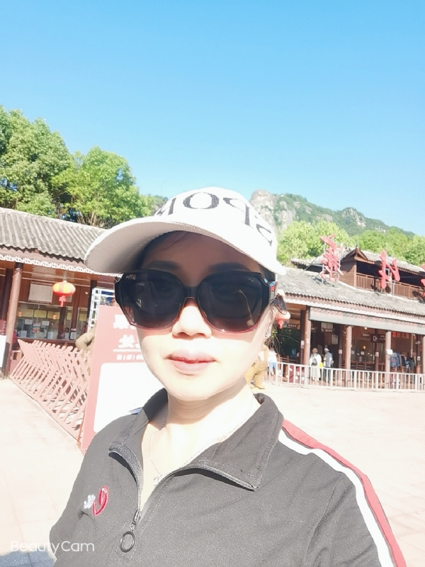 山百合的第一张照片--湖南认干亲服务网