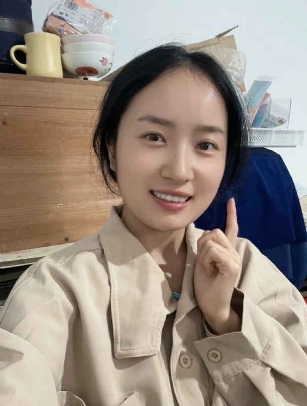 多喝热水的第一张照片--湖南认干亲服务网