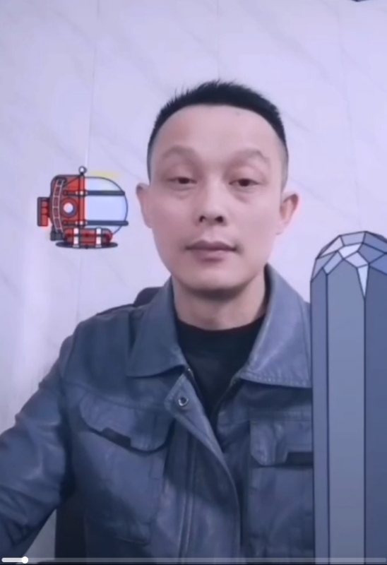 易进的第三张照片--湖南认干亲服务网